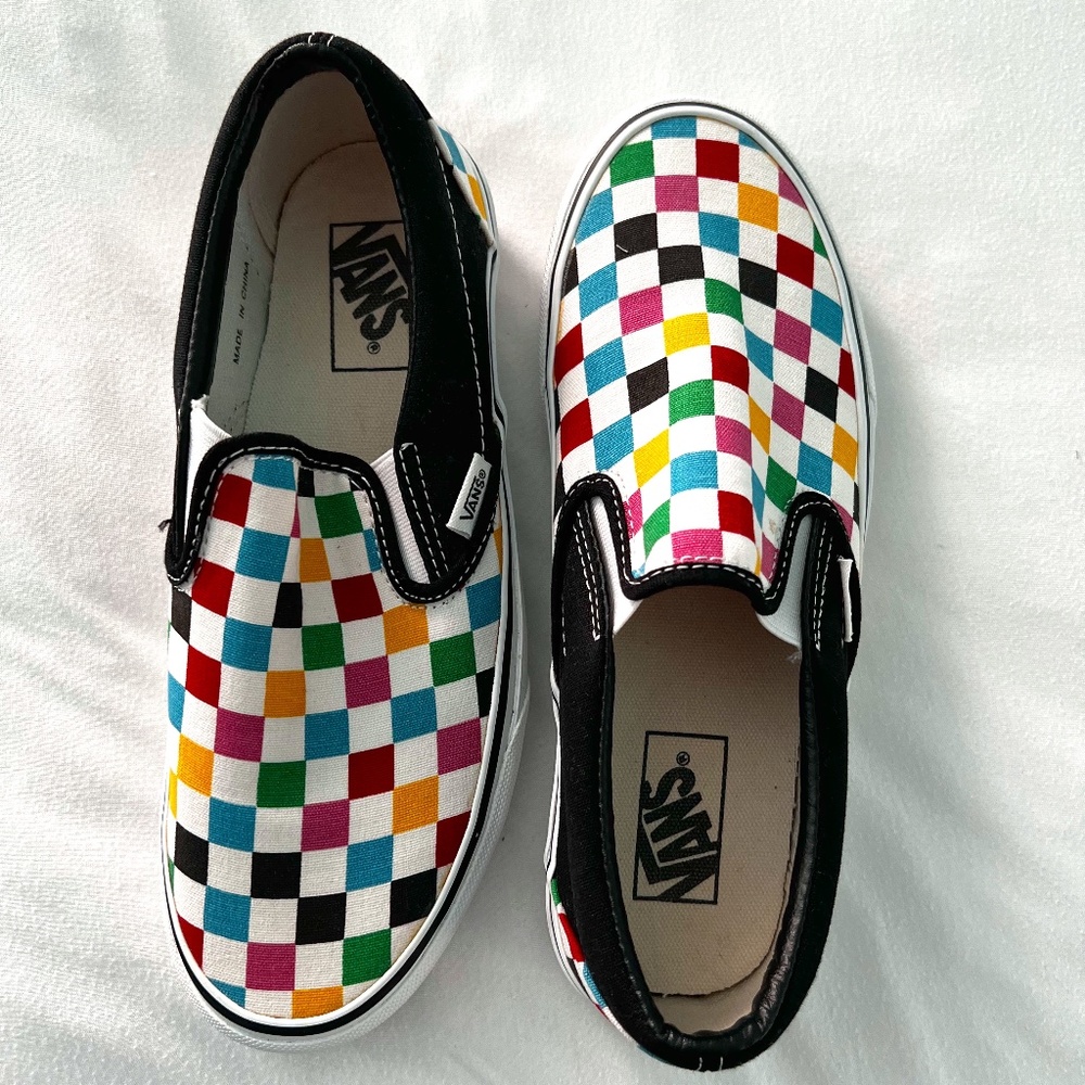 Van's Classic Slip On, Size women's 8.5, Multi-color classic check
